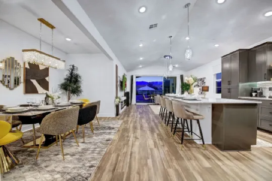 New Large Home-Views-Mountain, Lake & Golf