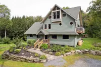 MtSnow/Stratton Chalet w/Hot Tub