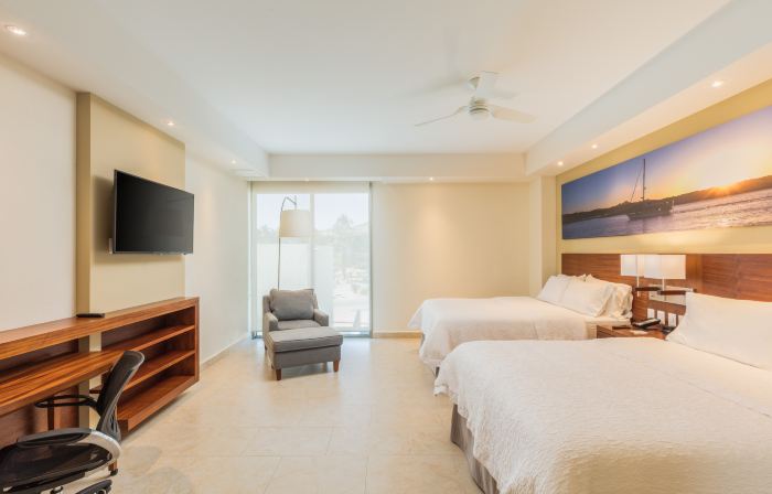 Hampton Inn & Suites by Hilton Los Cabos