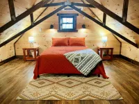 Briar Patch Cabin RRG: Firepit, Sunset, WIFI