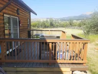 Polaris Paradise Elkhorn, Entire Townhouse in scenic Polaris, MT Hotels in Beaverhead County