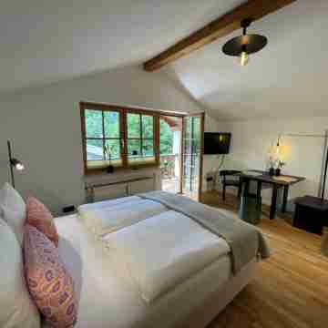 Design studio with a view of the Zugspitze Rooms