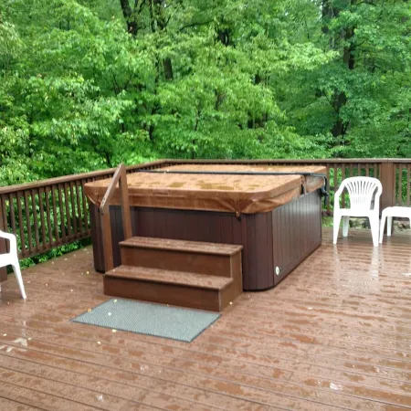 Family and Pet Friendly, Lodge is 20 Mins from Penn State, State College PA