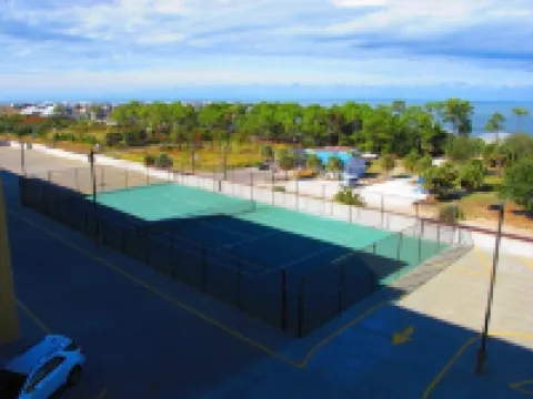 Beachfront, indoor/outdoor pools. Best view on Gulf Coast! NO FEES OF ANY TYPE.