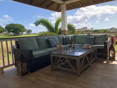 Beautiful & Spacious upstairs Apt in Poipu Beach Estates! One Bedroom with A/C!