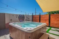 Casa Urbana-2BD+2BR+Hot Tub+Pet Friendly+No Pet Fee!