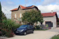 GITE LES GALETS SINGING AT THE FOOT OF THE VERCORS accessibility PMR