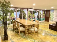 NEAR DISNEYLAND AND CONVENTION CENTER 6 BEDROOM 3 BATHROOM