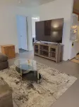 Relaxing Midtown Suite With Self Check-in