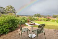 Alluca Villa McLaren Vale vineyard escape