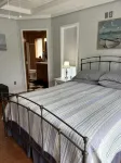 Luxury Cottage in Alex Bay 3 bedrooms, 2.5 baths.  Book your 2025 Vacation Now!!