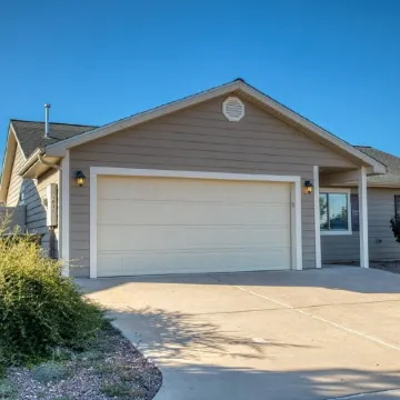 Private Home In Snowflake
