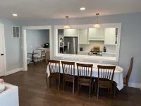 6-bdrm house, complete renovation, 1 mile from historic downtown, quilt museum