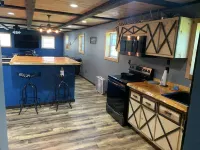 Middle of moco country apartment