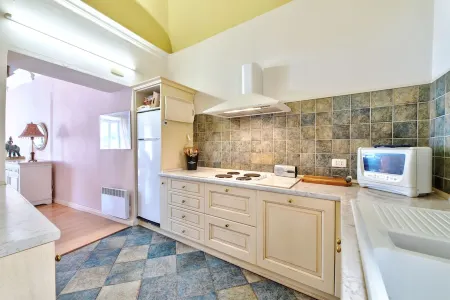 Unique apartment in the old town Отели рядом с достопримечательностью «Port de Menton Garavan»