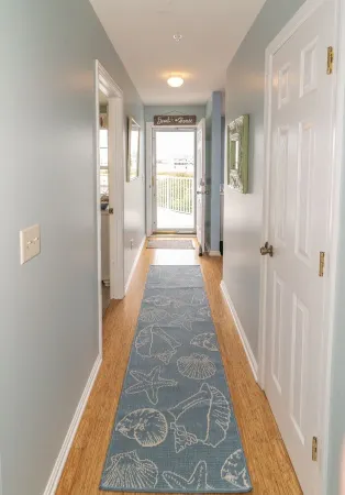 Bethany Bay Family & Friends Condo, Quiet setting, Wetland/Golf course/Bay Views Отели в г. Ошен Вью