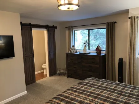 Hike, fish, swim & ski! Close to Grandfather Mountain, skiing & Linville Falls