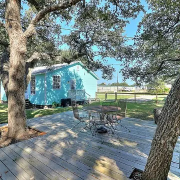 Super Cute Coastal Bend Cottage! Start Booking Your 2026 Getaway!