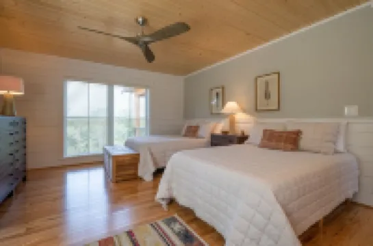 Stunning New Home at Sky Hawk Ridge, a 185-Acre Refuge ONE MILE to Buffalo River