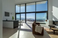 Villa Royal, modern villa with private heated pool and sea view