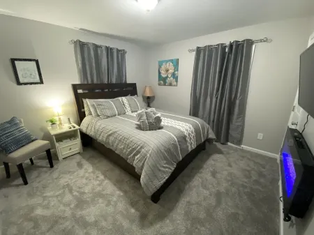 New!! Woodcrest Cottage - Close to Tri-Cities