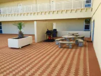 Spectacular Beach Front Views!  Free Lazy Days Beach Chairs & Umbrella Included!