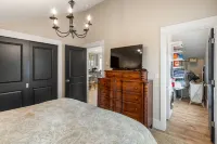 Luxury Studio in Desirable Bozeman Neighborhood