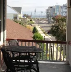 Crocus by the Sea Breeze Bay5-minute walk to the beach and pet friendly!