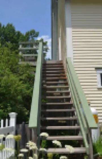 Ski Minutes Away & Pool Onsite