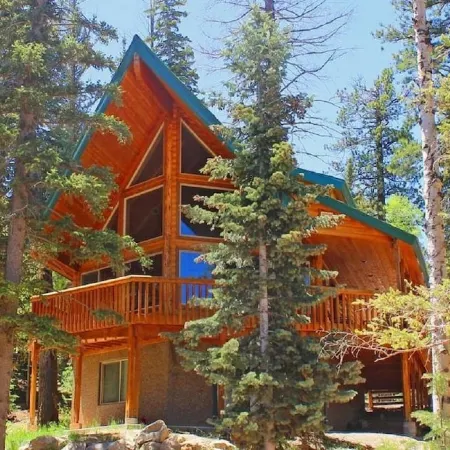 Luxury Duck Creek Log Cabin, Atv Trails Access, Near Zion, Bryce, & Brain Head