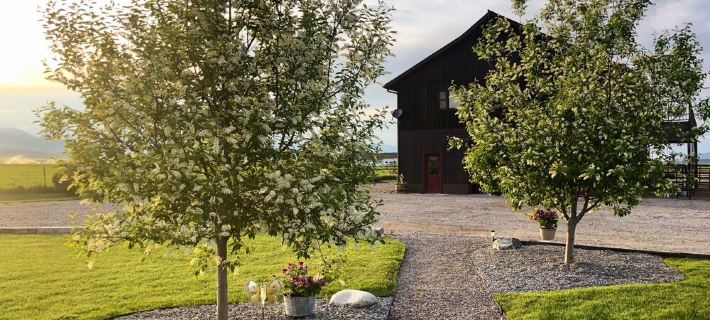 Blacktail Inn & Stations Hotels in Beaverhead County