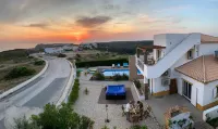 Arrifana Destination Suites Hotel di Aljezur