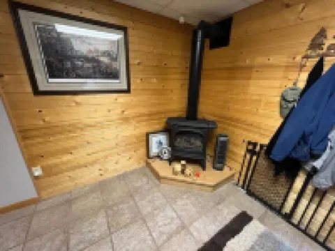 Little Cottage On Prairie - Prairie Lake That Is!!!