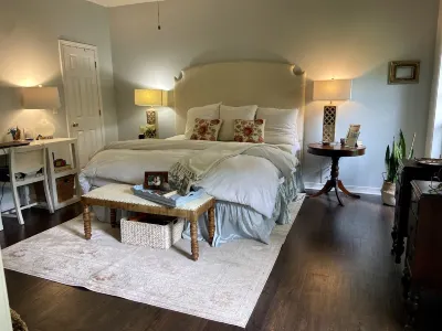 Oxford Weekend Rental 2.4 Mile to Stadium Cozy Quiet Home Отели рядом с достопримечательностью «Университет Миссисипи»