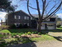 Private Waterfront House, Scenic Sunset Views