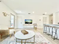 Peaceful and cozy beach house in North Naples