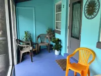 875 Oasis #4 Location!
