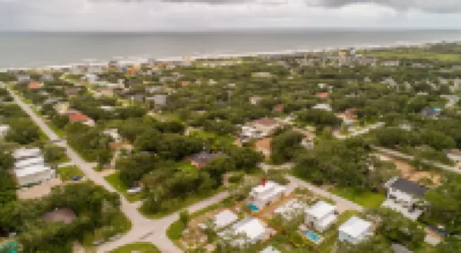 Vilano Beach Vacation Stop. 2 masters, Private Heated pool, Steps to the Beach!