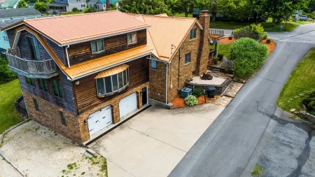 Entire House on 2nd Ave