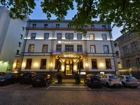 Best Western Premier Hotel Victoria Hotels near Schlossberg