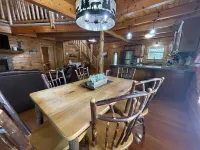 Alpine Adventure - Mountian home close to attractions!