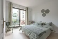 East Paris rooftop apartment