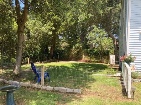 3 Minutes from the Beach, Dog-Friendly Home at MP 6 in Kill Devil Hills