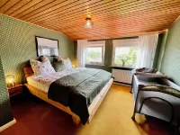 Unwind at the swimming pond Hotels near Enno Hektor Strasse Dornum