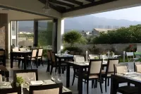 Angela Suites Boutique Hotel Hotel di Vrachasi