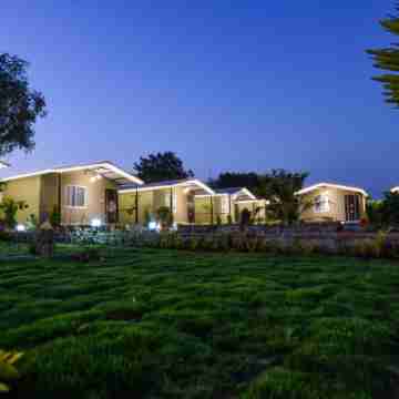 Valley Vibes Hotel Exterior