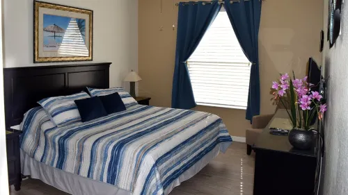 Minutes From Disney!  Dazzling Ground Floor Resort Condo With Many Upgrades