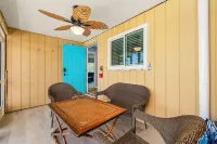 Beach Lovers Welcome, #303