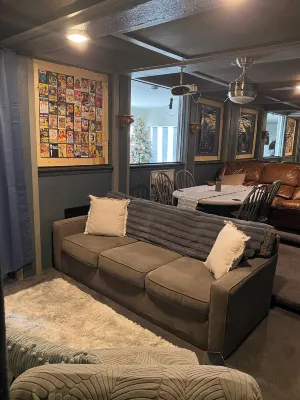 5 Bedroom Casa-Some more! Game Nights Pet Friendly