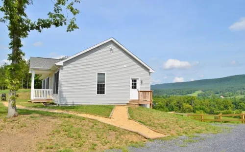 Shenandoah Valley Vista - Mountain Views & Level 2 EV Charger